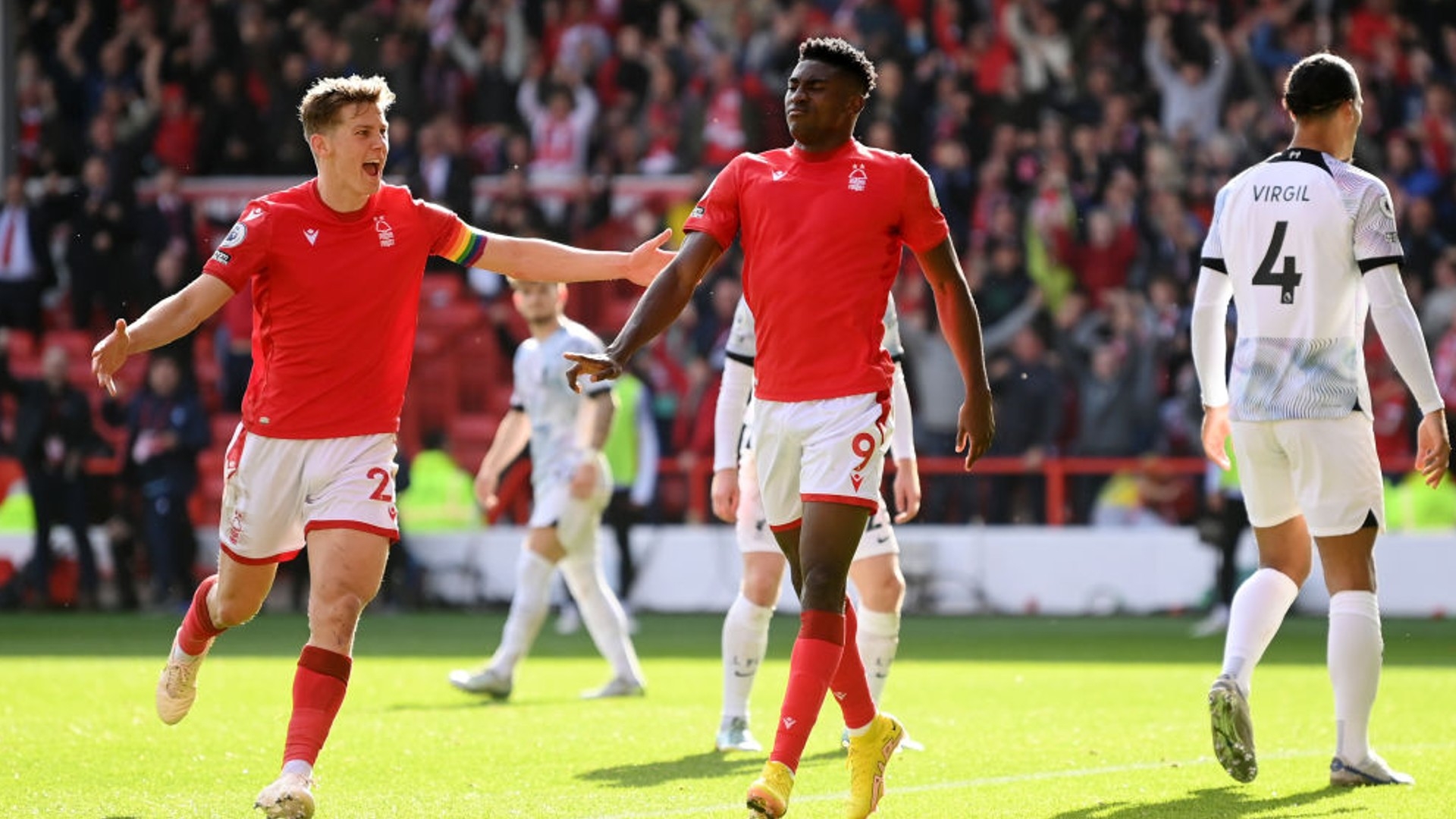 都充满了戏 都充满了戏